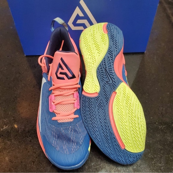 Sz 10.5 Nike Giannis pink immorality 2 main image 5